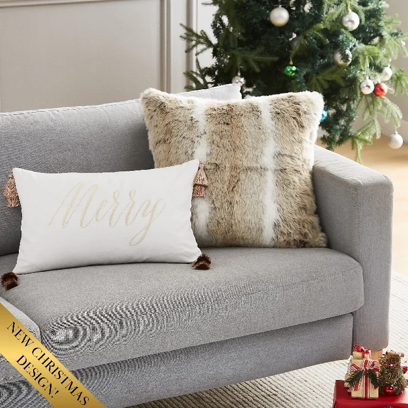 Christmas Carol 2-Piece Throw Pillow Set