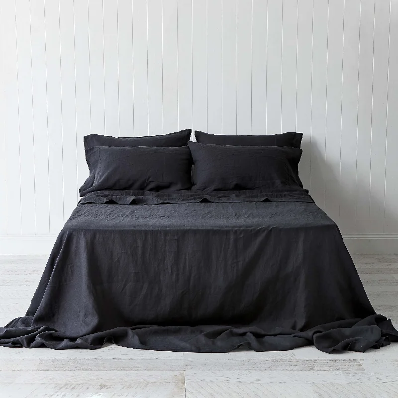 Black Flat Sheet