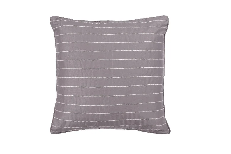 bed INC Antoinette Jacquard Pillow