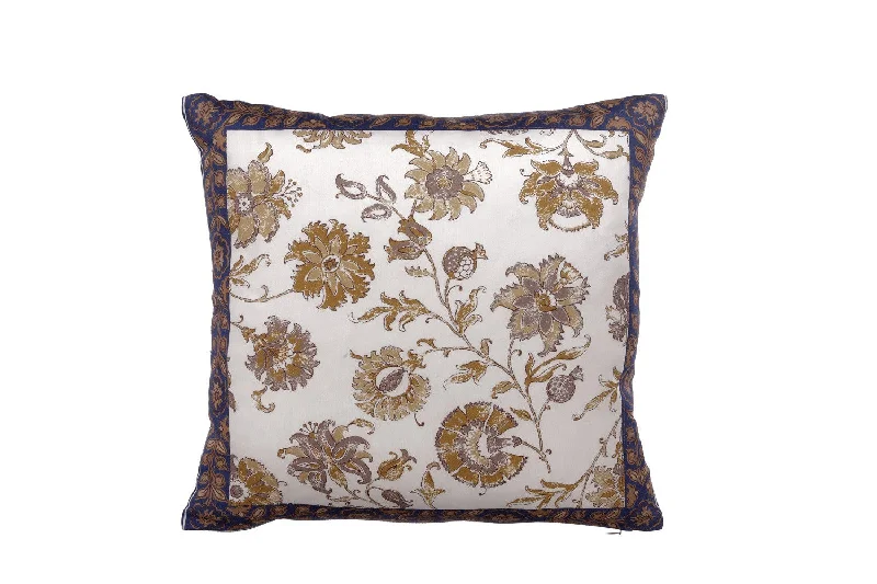 bed INC Isabella Printed Pillow