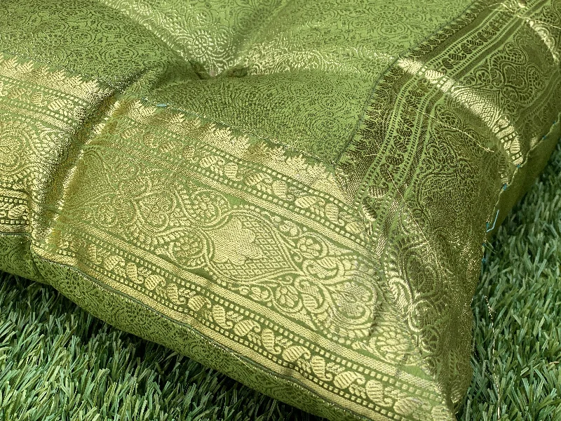 Green  Raj Meditation Tufted Cushion