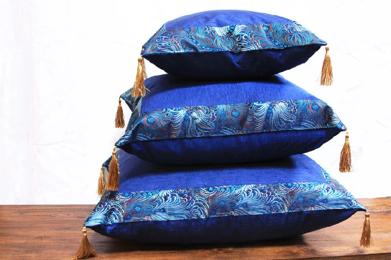 BLUE CHINESE STYLE JACARD BORDER WHIT ART SILK INSET