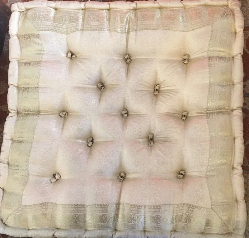 CREAM RAJ MEDITATION TUFTED FLOOR PILLOW