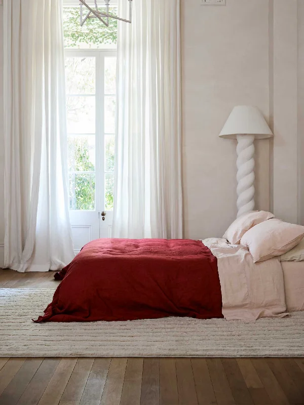 100% Linen Duvet Cover in Pinot