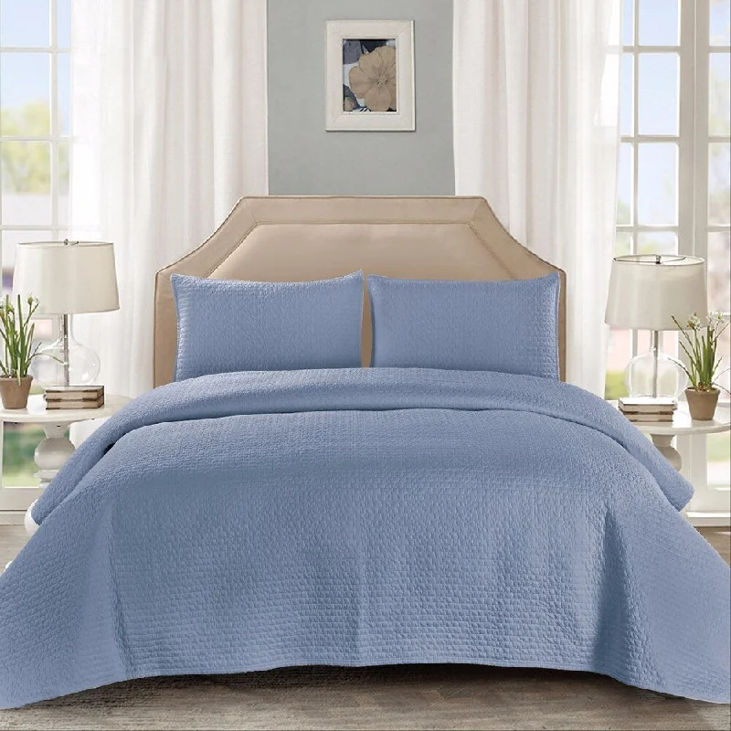 Bologna Solid Cotton Quilt Set in Blue