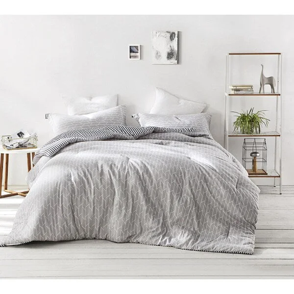 BYB Broken Arrow Grey Comforter (Shams Not Included)