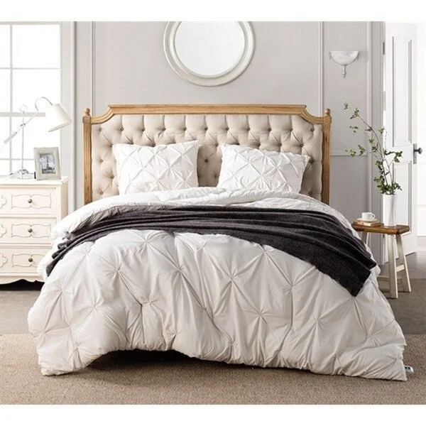 BYB Jet Stream Pin Tuck Comforter Set