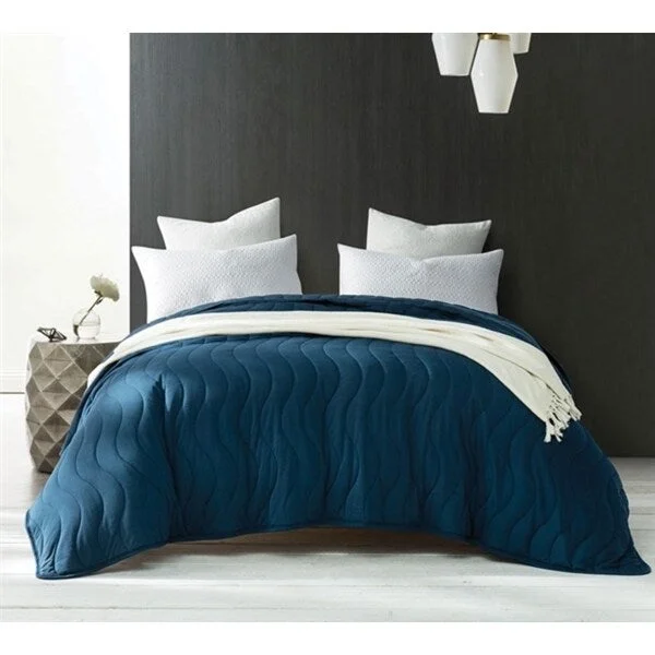 BYB Modal Cooling Nightfall Navy Quilt (Shams Not Included)