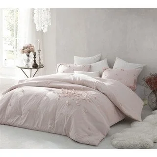 BYB Petals Handsewn Comforter - Soft Ice Pink