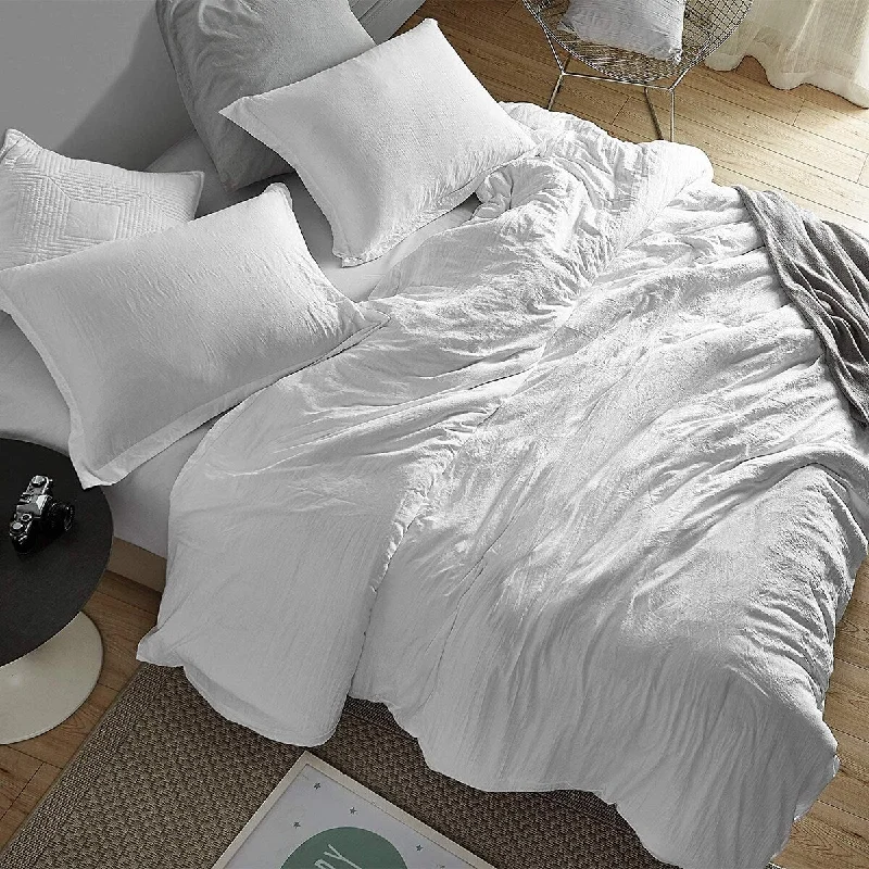 Chommie - Weighted Natural Loft Comforter Set - White