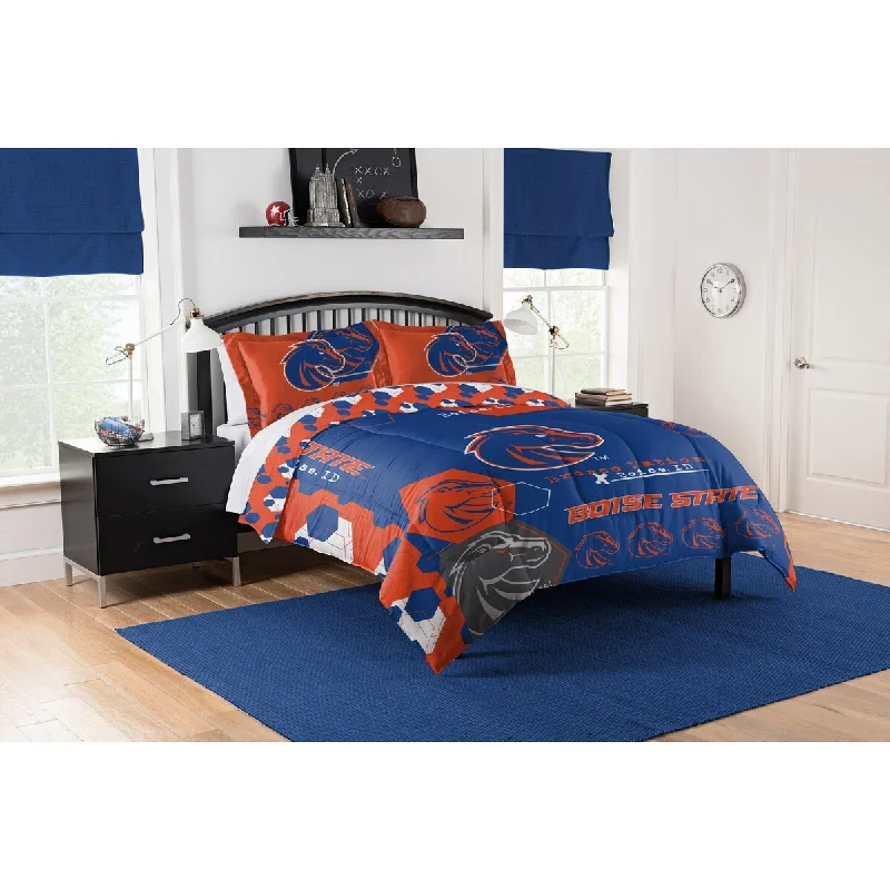 COL 849 Boise State Hexagon Take F/Q Comforter Set