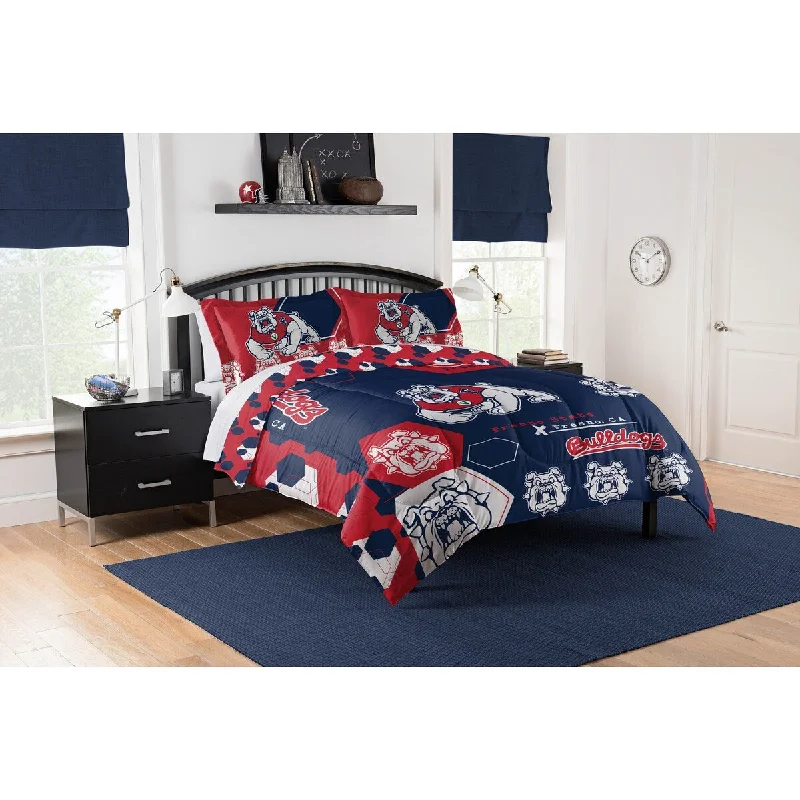 COL 849 Fresno State Hexagon Take F/Q Comforter Set