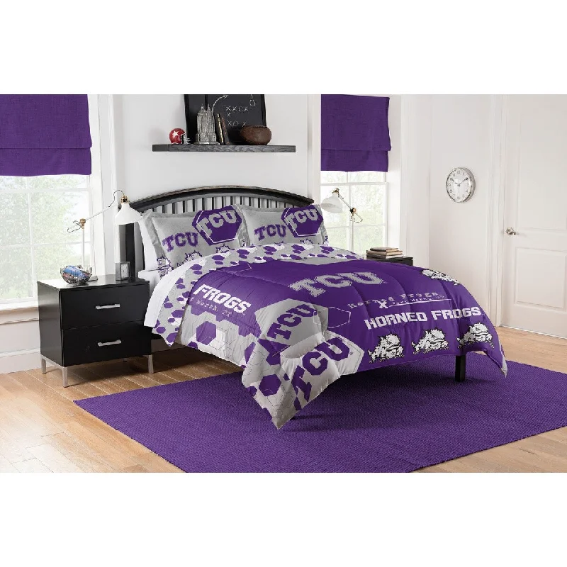 COL 849 TCU Hexagon Take F/Q Comforter Set