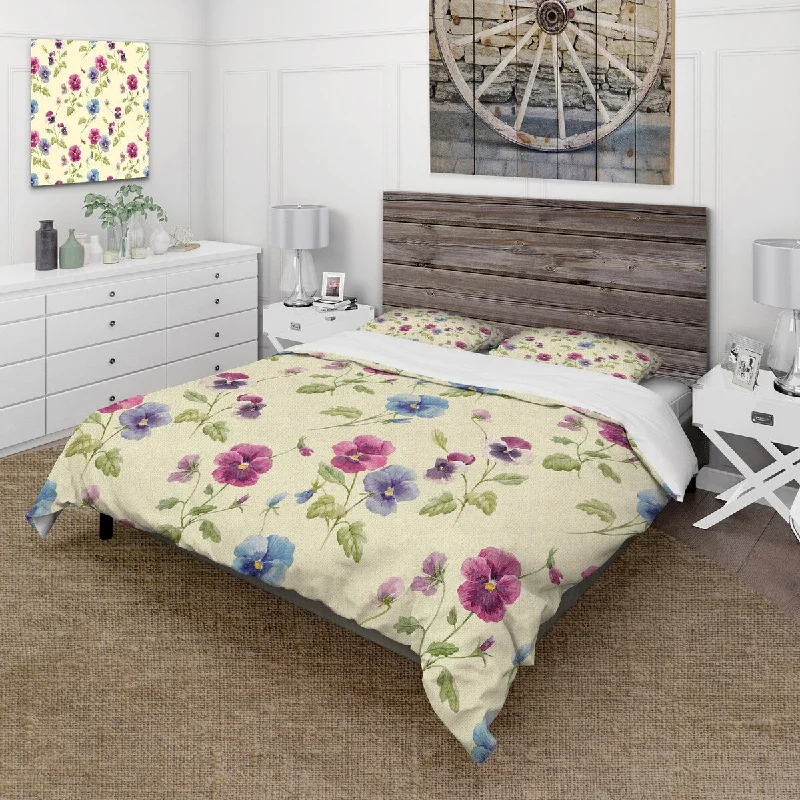 Designart 'Pink and Blue Pansy Flowers I' Traditional Duvet Cover Comforter Set