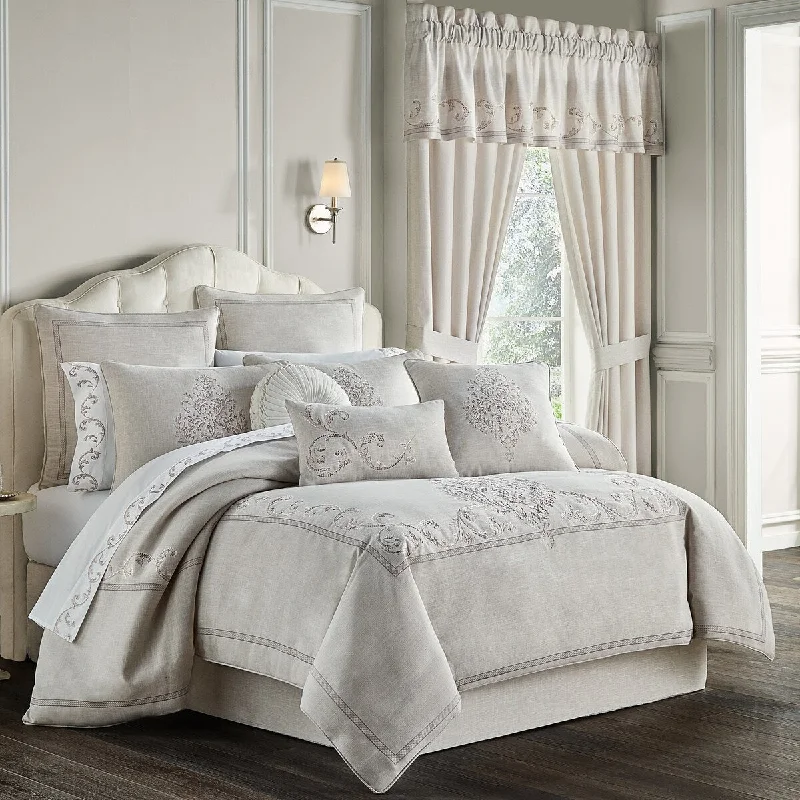 Five Queens Court Angeline Comforter Set