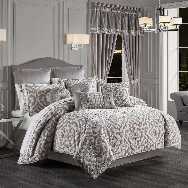 Five Queens Court Belvedere Comforter Set