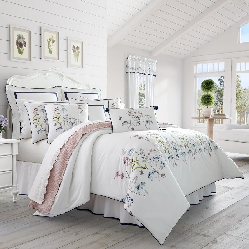 Five Queens Court Brenda Embroidered Floral 4 Piece Comforter Set