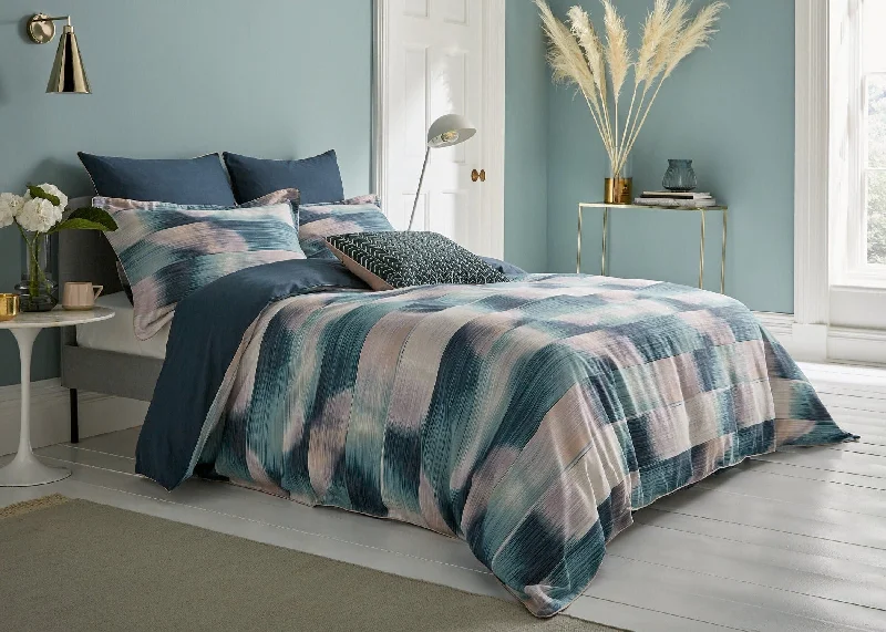 Harlequin "Oscillation" Duvet Cover and Pillowcase