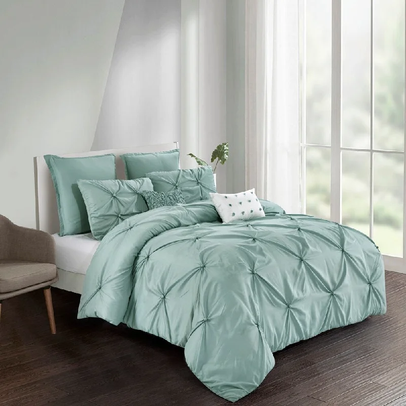 Harper Solid Comforter Set in Green