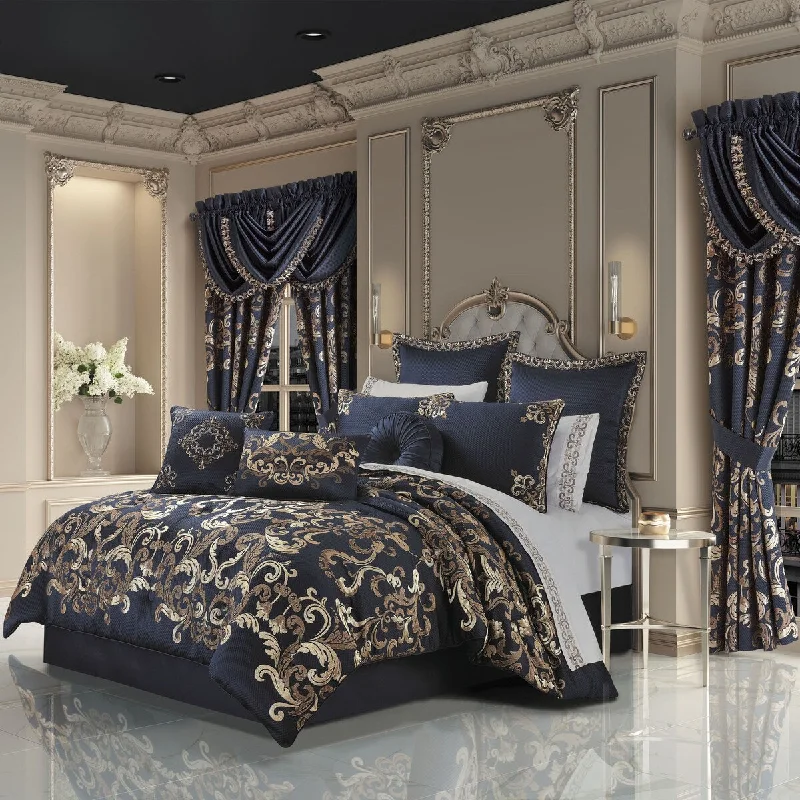 J. Queen New York Caruso Comforter Set