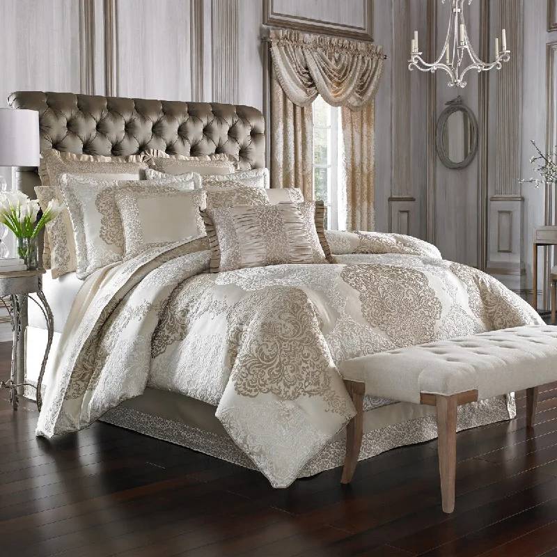 J. Queen New York La Scala Comforter Set