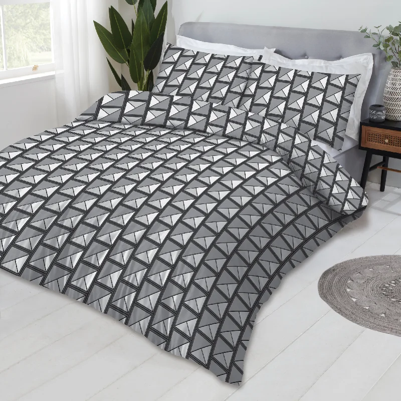 Lewis's Ezra Geo Duvet Set - Black