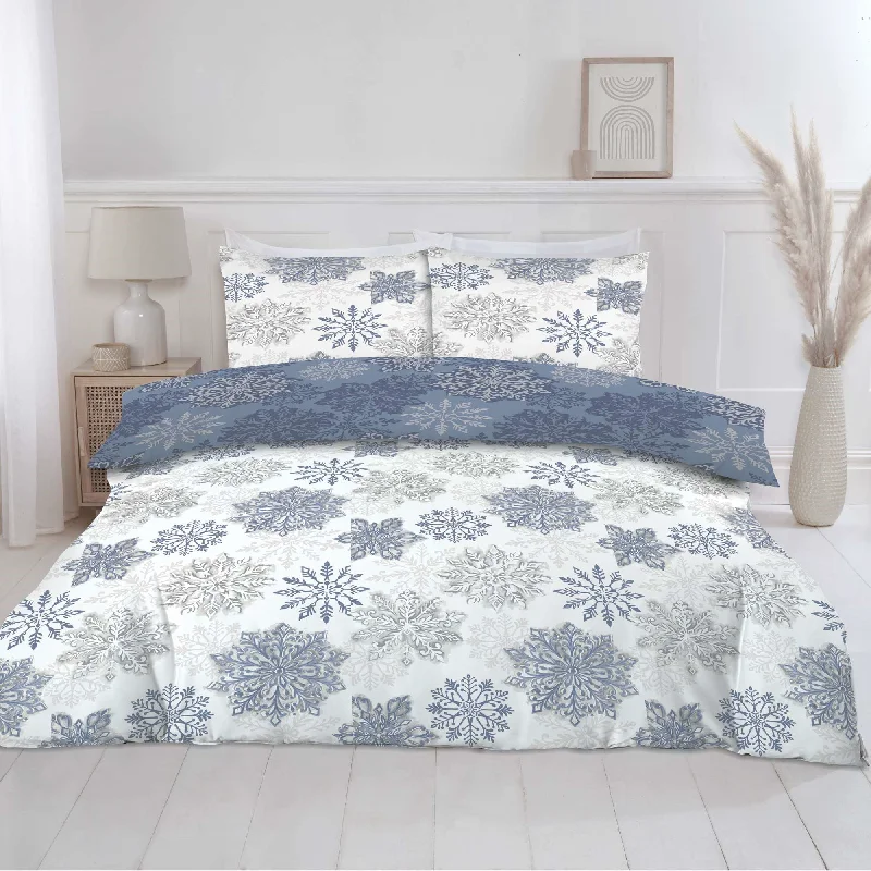 Lewis's White Christmas Duvet Set - White/Blue