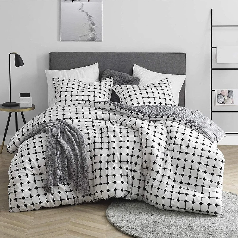 Moda Black and White Striped - Oversized Comforter - 100% Cotton Bedding