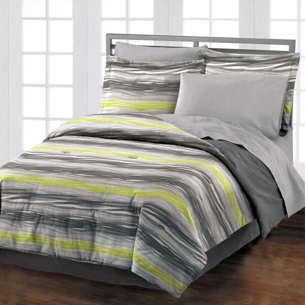 Motion 4-piece Comforter Set with Bedskirt - Multi