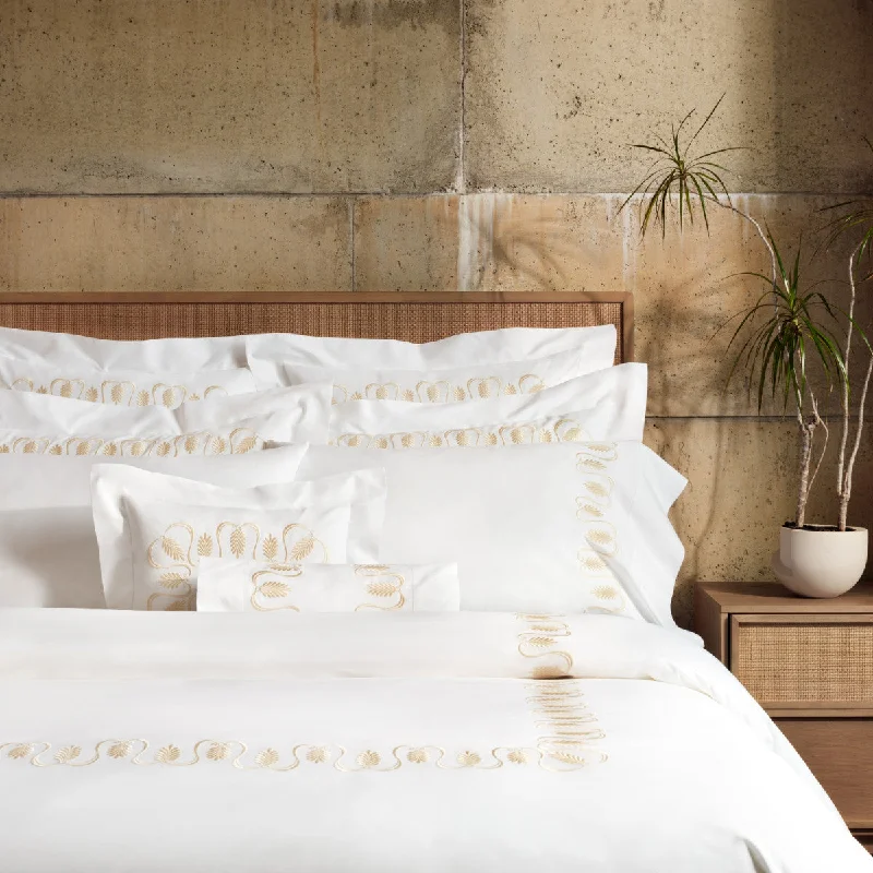 Paolina Bed Linen Collection by Pratesi