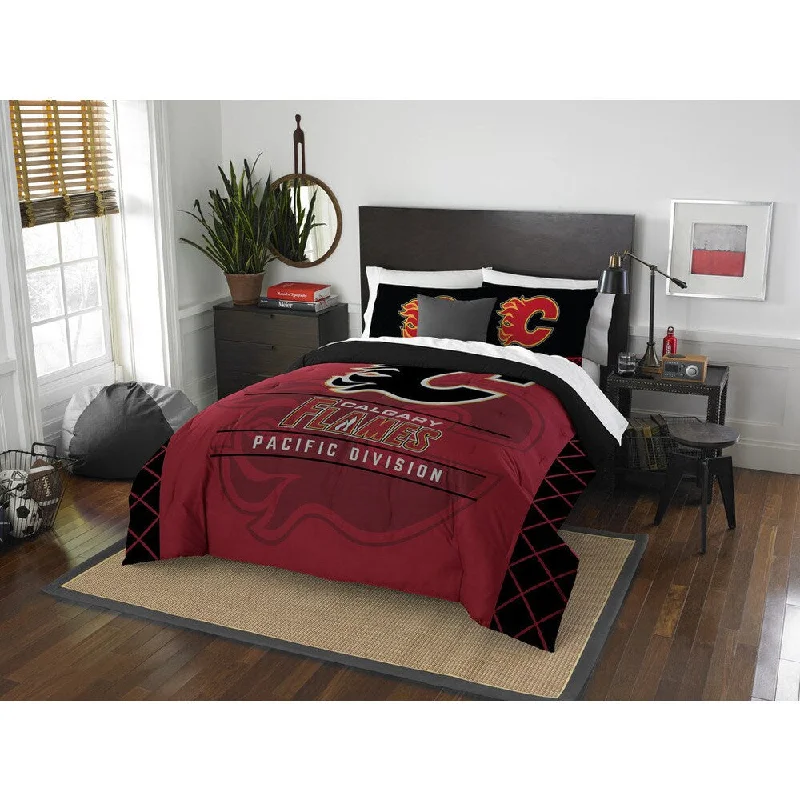 The Northwest Co NHL Calgary Flames Draft Red and Black Full/Queen 3-piece Comforter Set