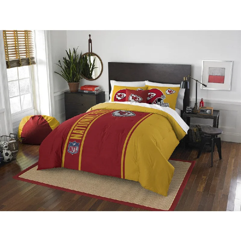 The Northwest Company Official NFL Kansas City Chiefs Full Applique 3-piece Comforter Set