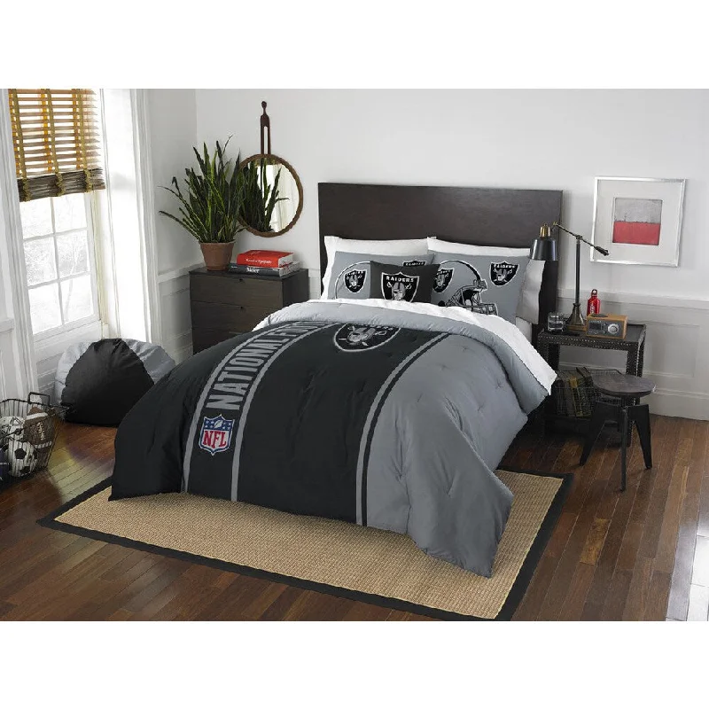 The Northwest Company Official NFL Oakland Raiders Full Applique 3-piece Comforter Set